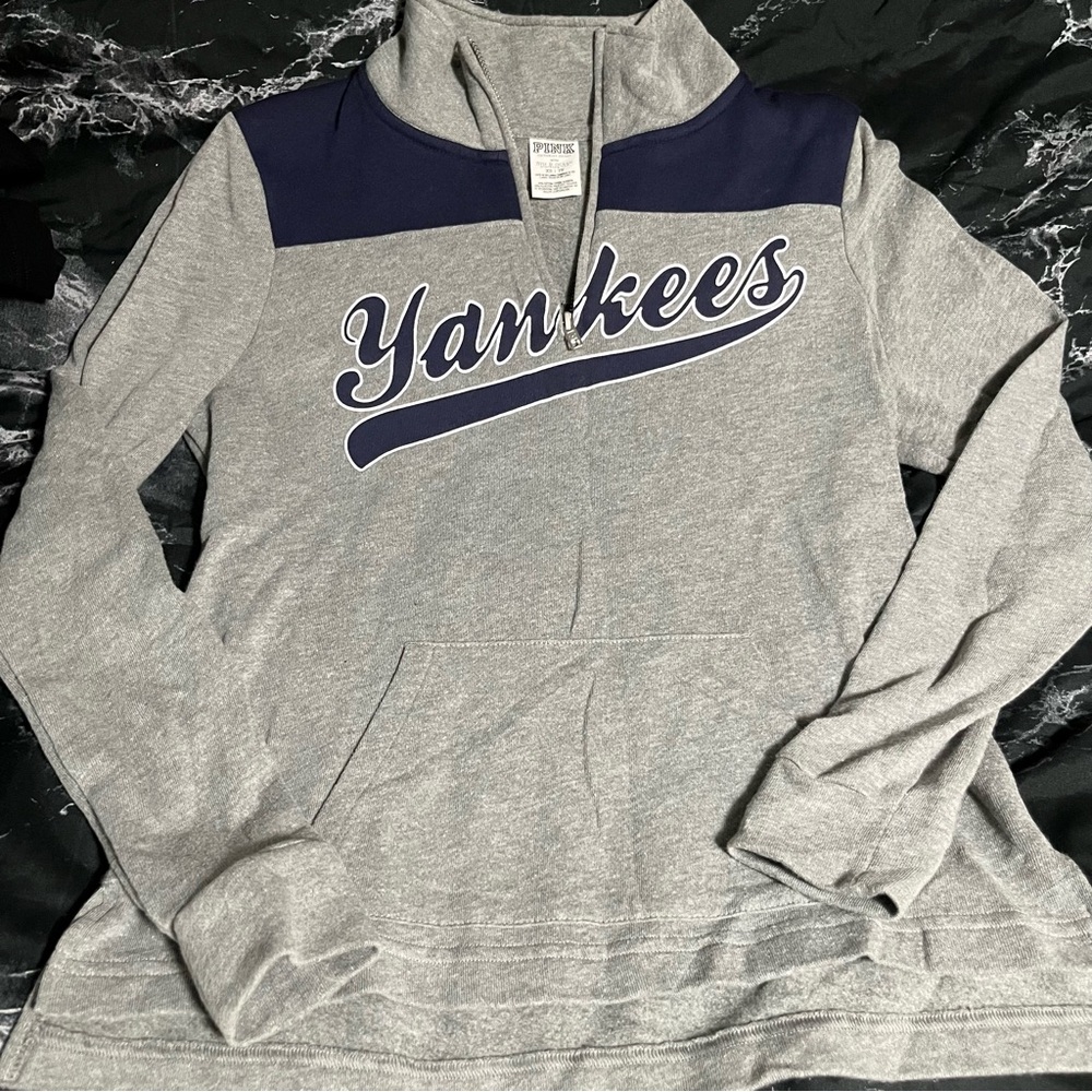PINK brand New York Yankees gray & blue half zip sweater